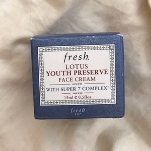 Fresh- Lotus Youth Preserve Face Cream